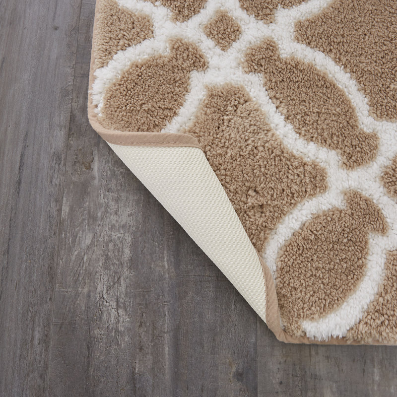 Canora Grey Shaeffer Rectangular Polyester NonSlip Geometric Bath Rug